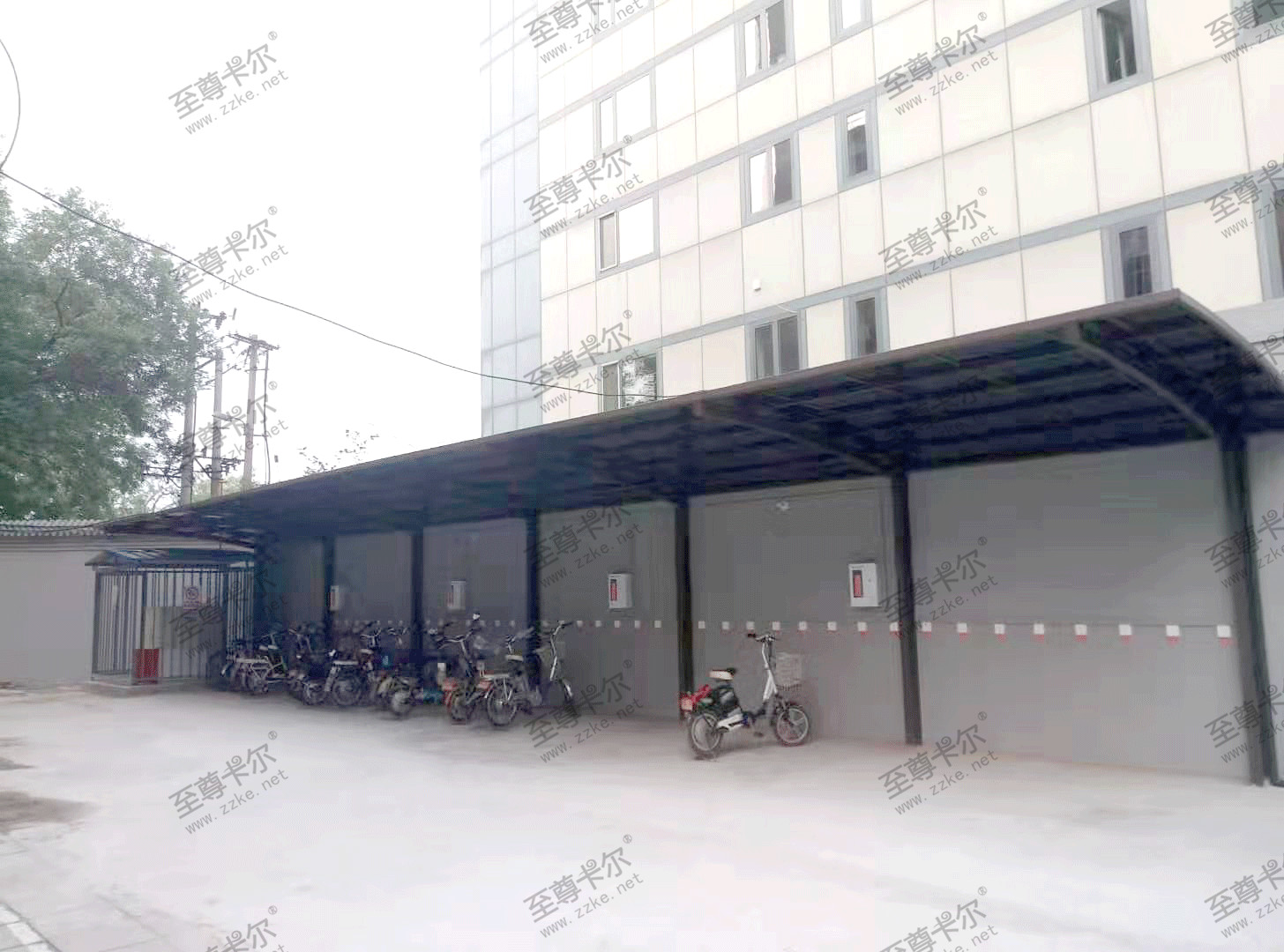 車棚廠家告訴你：小區建設電動車充電棚的（de）規定是什麽（me）