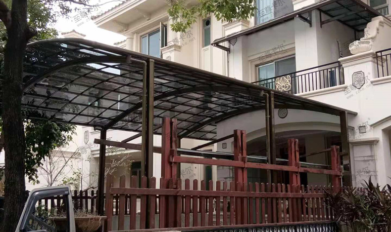 91视频福利耐力板雨棚.jpg