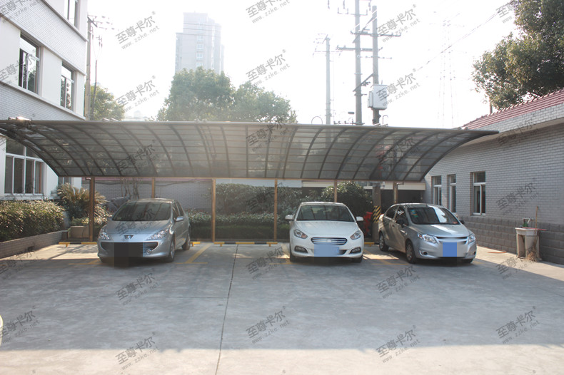 停車棚哪家公司好？來這裏看標準答案